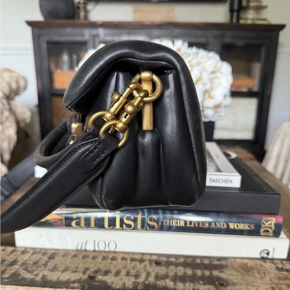 Coach Pillow Tabby - Picture 4 of 10